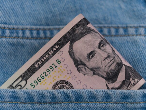 Fifth Third Bancorp earnings: Worst sales report in Q3 2026?